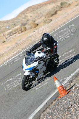 media/Feb-05-2023-Classic Track Day (Sun) [[c35aca4a42]]/Group 2/session 3 turn 13/